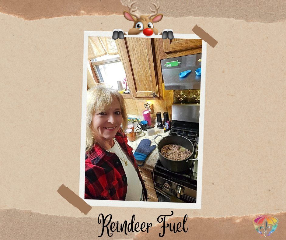 Woman smiling at the stove while cooking ground meat in a Chef Series pot on the kitchen range.”

Lisa wearing a red flannel shirt smiles while cooking in her cozy kitchen. On the stove, a Chef Series pot simmers with browned ground meat. The warm wooden cabinets and coffee mugs in the background add a homestyle Cajun kitchen feel.